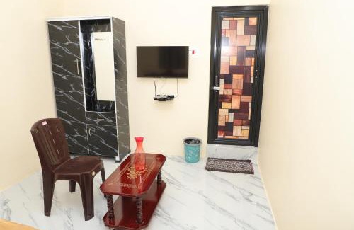 Aranthangi Cabin | Meena Grands Ac rooms