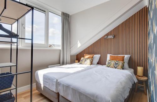 Municipality of Uitgeest Apartment | Meerzicht 57 - 3 bedroom appt with sunny terrace