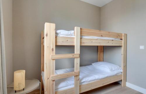 Municipality of Uitgeest Apartment | Meerzicht 57 - 3 bedroom appt with sunny terrace