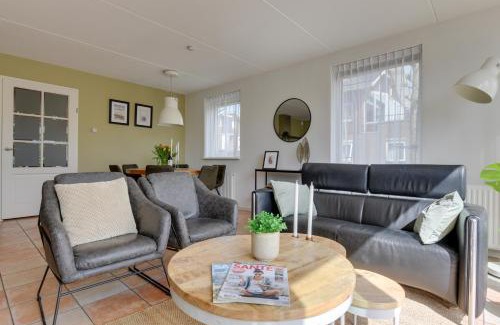 Municipality of Uitgeest Apartment | Meerzicht 59 - Ideal family appt for 6 persons