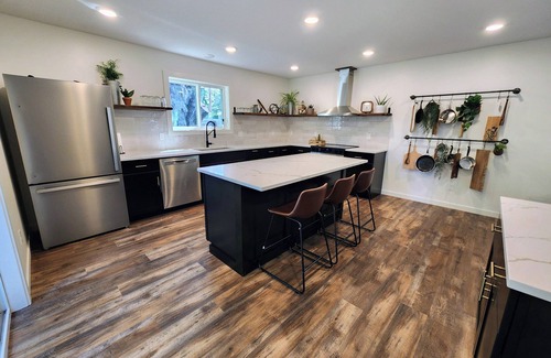 Slatterly Park House | Meet Don - A Modern, Zero-step, Pet-friendly home in Rochester