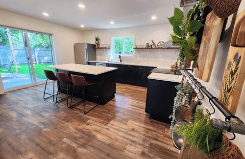 Slatterly Park House | Meet Don - A Modern, Zero-step, Pet-friendly home in Rochester