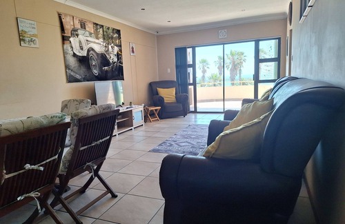 Lambert's Bay Apartment | Meeulekker 3 bedroom apartment