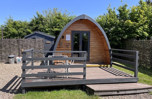 Brightlingsea Cottage | MegaPod 1 at Lee Wick Farm Glamping