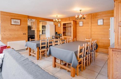 Mont-de-Lans Apartment | Meije 13: Grand duplex proche télésiège, vue panoramique