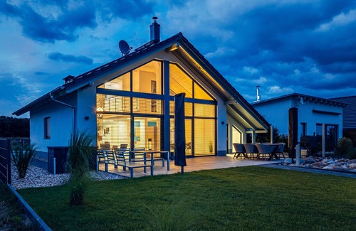 Lobnitz House | "MEIN BEACHHOUSE" - our own private beach, lake view, sauna!