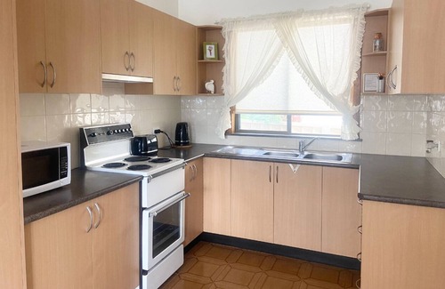 Shellharbour House | Mel Vedere Holiday Home - Shellharbour Village