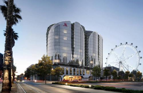 Docklands Hotel | Melbourne Marriott Hotel Docklands