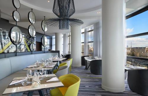 Gambetta Hotel | Melia Paris La Defense