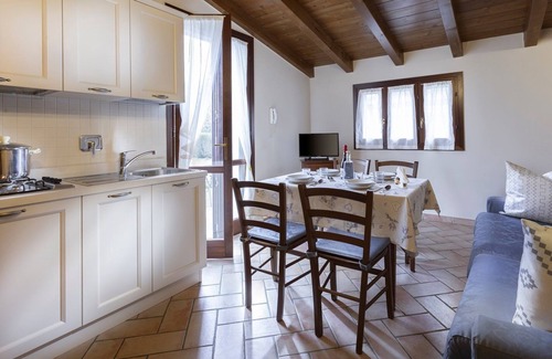 Scandiano Apartment | Melissa apartment