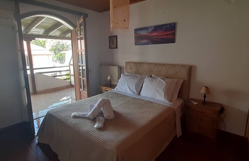 Melissi House | MelissiBlue