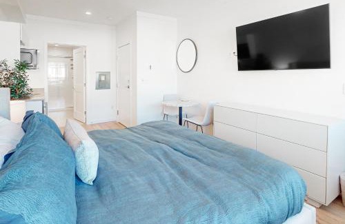 Fraser Hotel | Mellow on Meadow Mile 2B