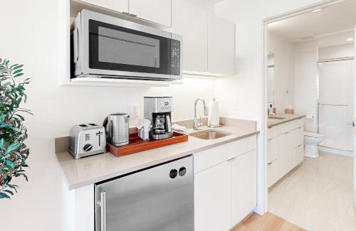 Fraser Hotel | Mellow on Meadow Mile 2B
