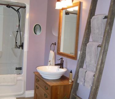 Lion's Head Bed & Breakfast | MellowOut B&B