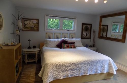 Lion's Head Bed & Breakfast | MellowOut B&B
