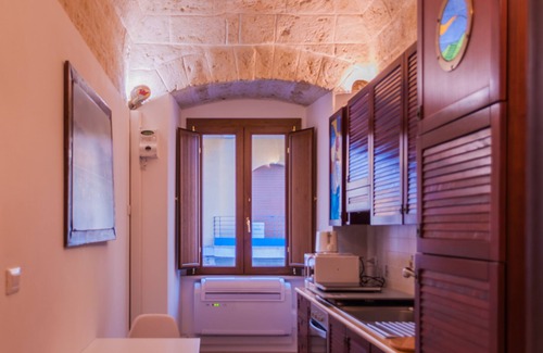 Bari City Centre House | melo triple accommodations