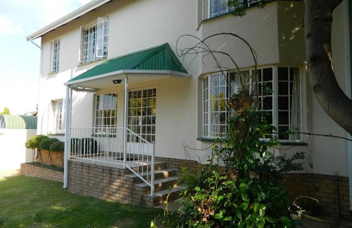 The Reeds House | Melody Guest House