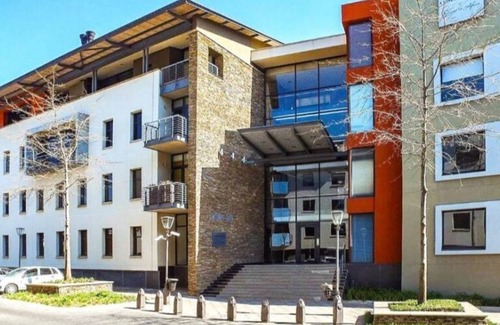 Greater Johannesburg Metropolitan Area Apartment | Melrose Arch Luxury Apartment