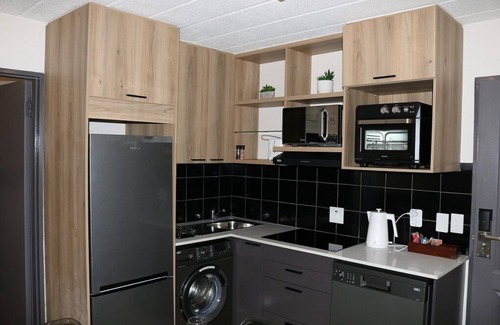 Greater Johannesburg Metropolitan Area Apartment | Melrose Corner