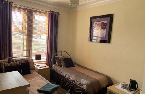 Whitley Bay House | Melrose Guest House