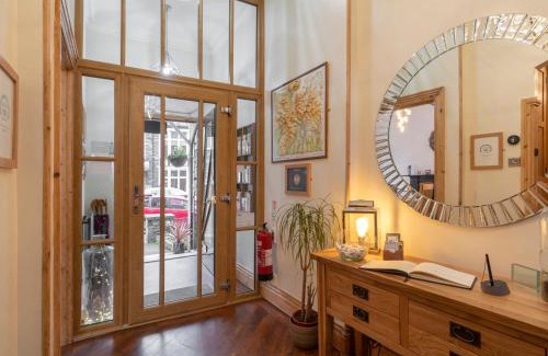 Ambleside House | Melrose Guesthouse