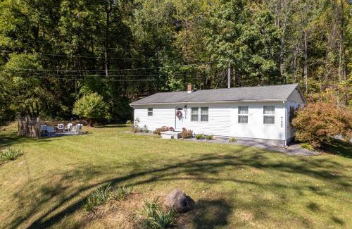 Afton House | Memes Cottage In Virginia Wine Country