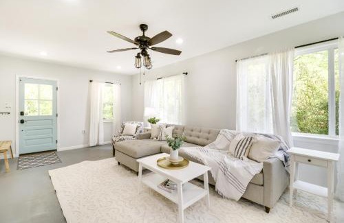 Afton House | Memes Cottage In Virginia Wine Country