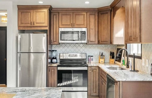 Long Pond House | Memorable Getaway Poconos