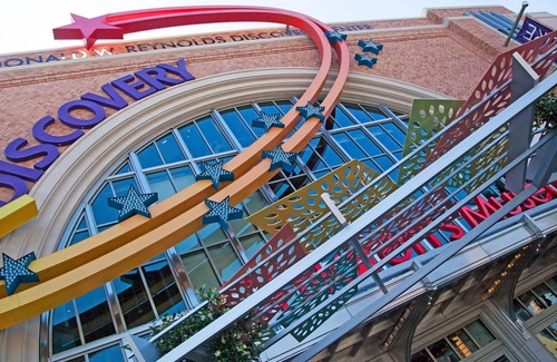 Downtown Las Vegas Hotel | Memorable Vacation At The Strip! Free Parking, Near SlotZilla Zipline!