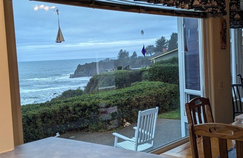 Brookings House | Memory Cove Beach House - Where Wonderful Ocean Memories begin!