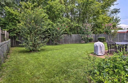 Lakes of Forest Hill House | Memphis House w/Yard 25 Minutes to Beale Street!