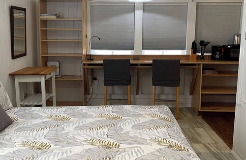 Mendocino Apartment | Mendocino Studio #3 in the Village, Full kitchen