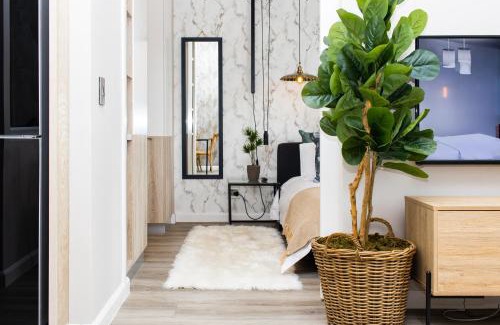 Menlyn Apartment | Menlyn Apartment - Marble Print