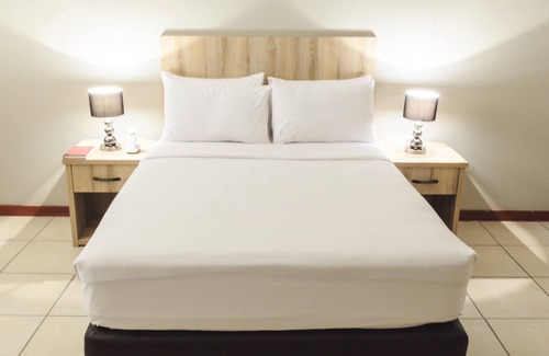 Pretoria Apartment | Menlyn Maine: The Exquisite Lunette