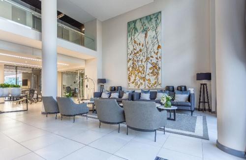 Menlyn Apartment | Menlyn Maine Trilogy Apartment 101