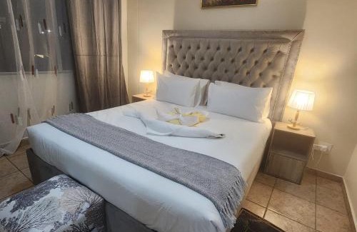 Menlyn Apartment | Menlyn Place City Vibes