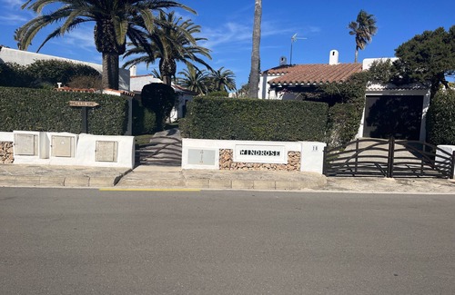 Son Xoriguer House | Menorcan house for families in front of the beach with WIFI and air conditioning