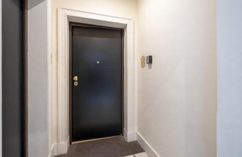 Old Town Apartment | Mercantile 76