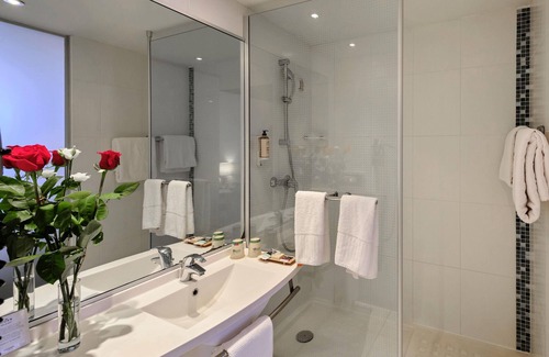 Chartres Hotel | Mercure Chartres Centre Cathédrale