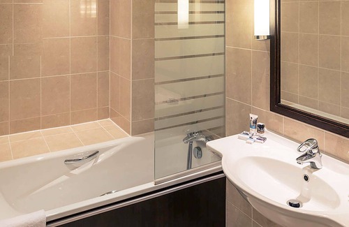 Cesson-Sevigne Hotel | Mercure Rennes Cesson