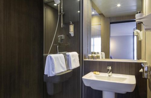 Notre-Dame Hotel | Mercure Versailles Chateau