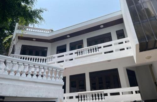 Kollupitiya House | MercuryFM 103 Guest House - Colombo 3