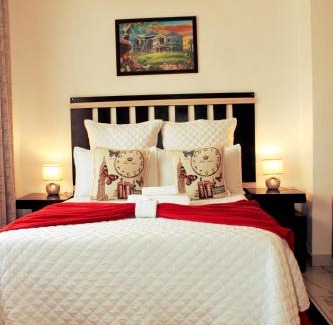 Greater Johannesburg Metropolitan Area House | Meredale Lodge