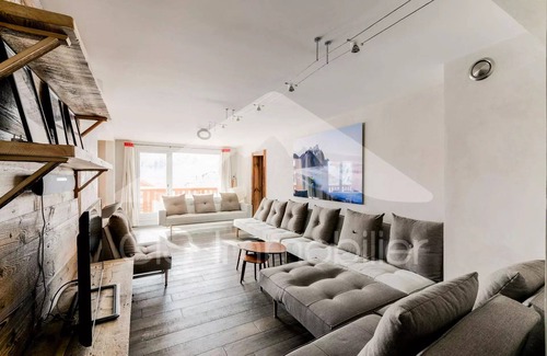 Meribel Centre Apartment | Meribel Chalet - Beautiful 6 room apartment for 10 people in the center of Méribel close to shops and ski slopes