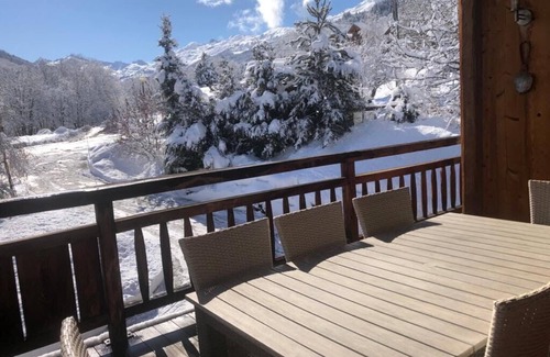 Les Allues Ski Chalet | Meribel Les Allues: Chalet - Meribel les ALLUES
