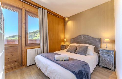 Chambery Apartment | Meribel Ski In Mountain Flat with Balcony and Sleeps 6 MV 31