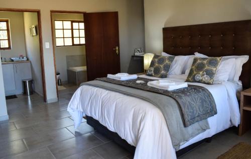 Dihlabeng House | Merino Guest Farm