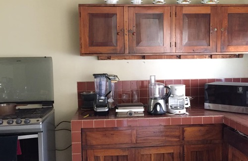 Leon House | Merkatus House - A/C and Breakfast Included