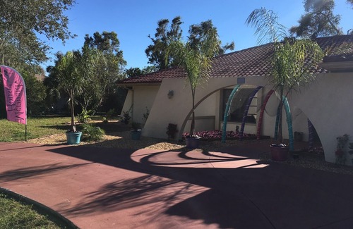 South Venice House | Mermaid House - Heated Salt water Pool/lake!