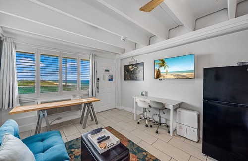 Panama City Beach Condo | Mermaid Oasis | Updated 4th-Floor Studio w/Pool & Gulf Views